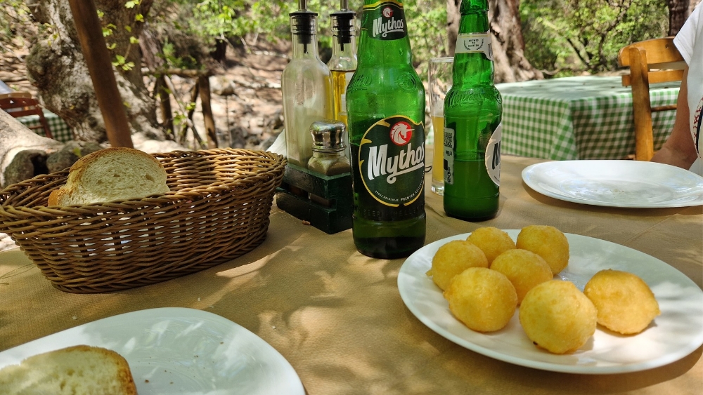 Käsebällchen bei den Sieben Quellen 